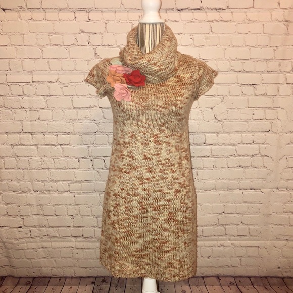 Judith March Sweater Dress. - Picture 1 of 6